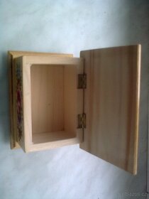Dřevěné krabičky (dózičky). - 2