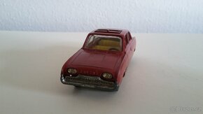 Starý kovový model Siku Ford Taunus 17 M V 232 - 2