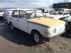 Prodám zachovalý veteránský Wartburg 353 De Luxe Speciál - 2