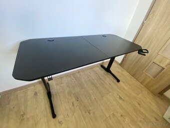 Herní stůl Ultradesk Frag Black - 2