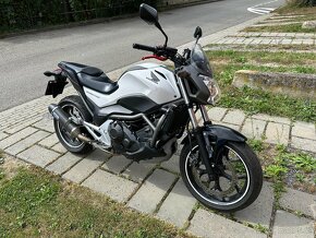 Honda NC700S 35 kW (A2 řidičák) manuál - 2