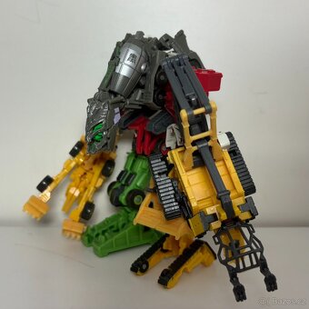 Transformers Legends Devastator (7 V 1) - 2