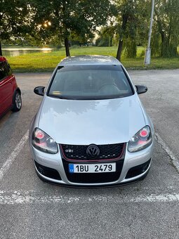 VW Golf 5 GTI - 2