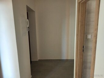 Podnájem 2+kk, 40m2, Včelná u ČB - 2