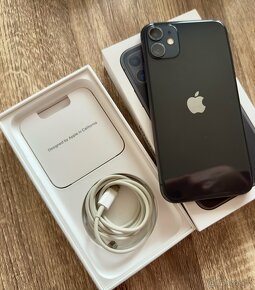 Apple iPhone 11 64GB - 2