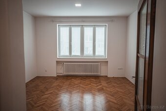 Pronájem bytu 1+1 46 m² Národní třída, Hodonín - 2