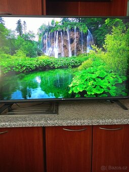 LG ultra HD 4K Smart TV 43" - 2