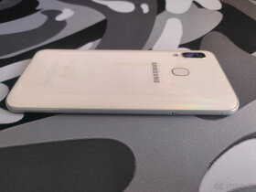 Samsung Galaxy A40 - 2