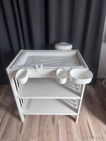 Přebalovací pult Ikea+ podlozka +úložné koše - 2