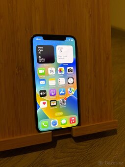 Apple iPhone X, stříbrná, 64GB, V NÁDHERNÉM STAVU - 2