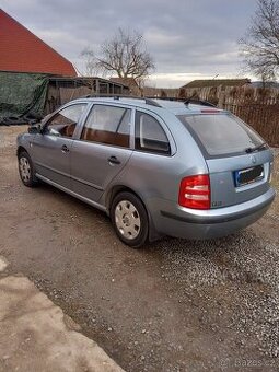 Škoda Fabia 1.2   47kw - 2