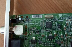 TV karta AVerMedia 0405ACDF PCI TV tuner karta TV FM S-Video - 2