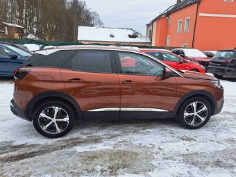 Peugeot 3008 1,2 PureTech automat ALLURE 101.000 km - 2