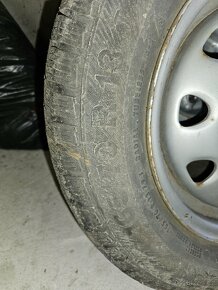 Pneu 165/70 R13 - 2