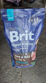 Granule BRIT SENSITIVE 15kg, 3 balení - 2