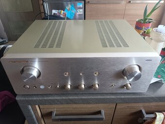 Marantz PM 7000 - 2