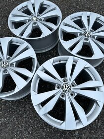 NOVÁ ORIGINÁLNÍ SADA 5x112 VOLKSWAGEN - 2