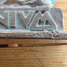 bronz L.VAVRA milenum  rok 2000 plastika - 2