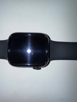 Apple Watch 8 44mm Black, GPS - 2