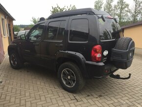 Jeep Cherokee KJ 2.8 CRDi 110kW 2006 - náhradní díly - 2