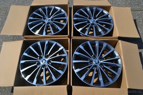 4ks NOVÉ orig.alu disky R18 Škoda Karoq/Seat Ateca, 5x112 - 2