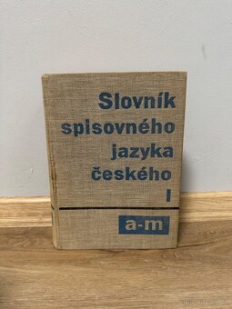 Slovníky spisovného českého jazyka I.-IV. - 2