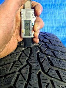 Zimní pneu 205/60 R16 Nokian 2Ks - 2