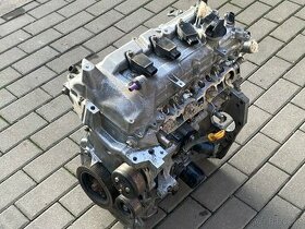 Motor Nissan 1.6i HR16 a další díly - 2