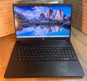 HP / Ryzen 5 5500U / 16GB RAM / 256GB NVME / 15,6” - 2