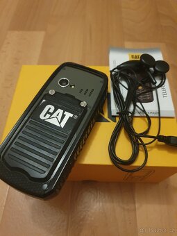 Mobilní telefon CaT - 2