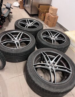 Alu kola Tomason TN12 245/40 R19 - 2