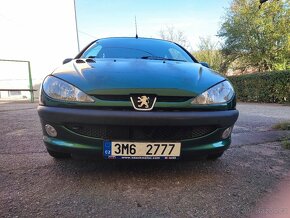 Peugeot 106 obsah 1,1 výkon 44 kW rok 2005 - 2