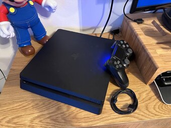 Playstation 4 + ovladač + hry - 2