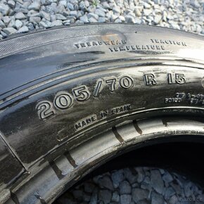 pneu 205/70 R15 Firestone - 2