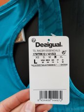 Sportovní tílko Desigual - 2