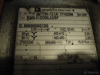 Elektromotor 400 V s převodovkou 390 ot. / min - 2