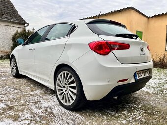 Alfa Romeo Giulietta 1.4TB / po servisu / tažné zařízení - 2