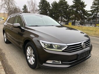 VOLKSWAGN PASSAT 1,4 TSI 110 kw Benzín Comfortline LED Hezký - 2