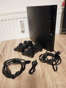 Playstation 3 slim - 2