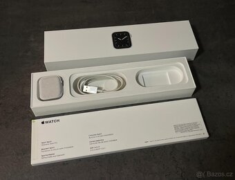 Apple Watch Series 5 44mm silver - 2