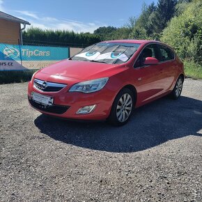 Opel Astra, 1,4,KRÁSNÁ,1MAJ 64LET,SERVISKA - 2