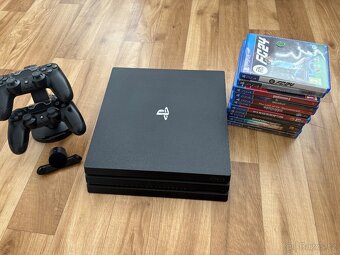 Playstation 4 PRO 1TB - 2