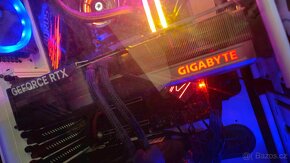 GIGABYTE GeForce RTX 4070 GAMING OC 12G - 2