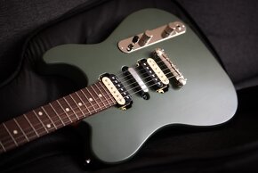 Prodám el. kytaru Godin Radium v Matte Green - 2