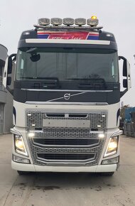 VOLVO FH500 s HR Effer, rok výroby 2014, 524.191 km - 2