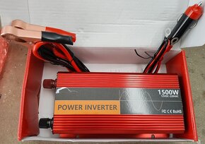 Měnič napětí inverter z 12V na 220V 1500W + USB - 2