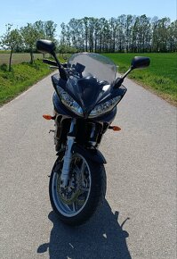 Yamaha FZ6 Fazer - 2