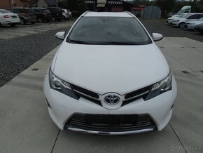 Toyota Auris 1.8i HYBRID - 2