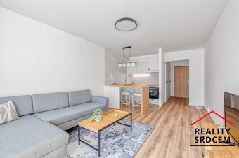 Pronájem moderního bytu 1+kk s lodžií, 27 m2, ul. Výškovická - 2