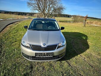 Skoda rapid spaceback Styleplus,Navi,Xenon - 2